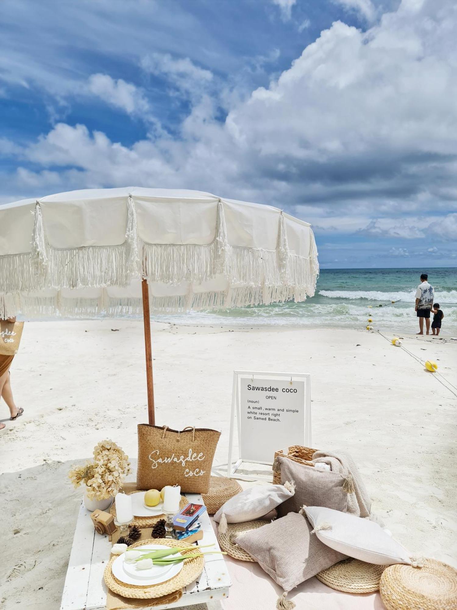 Sawasdee Coco Resort Koh Samet Bagian luar foto